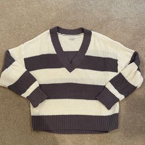 American Eagle Womens sweater